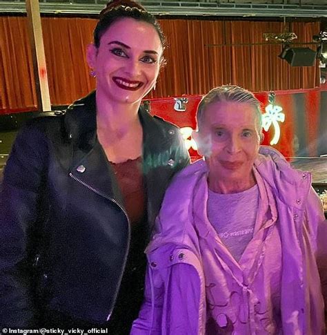 sticky vicky daughter show